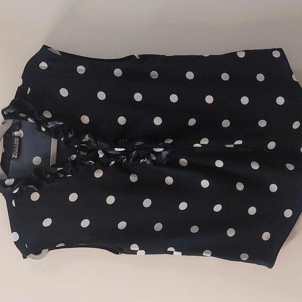 EUC 7th Ave Design Studio sheer black polka dot sleeves blouse. Ruffle collar S